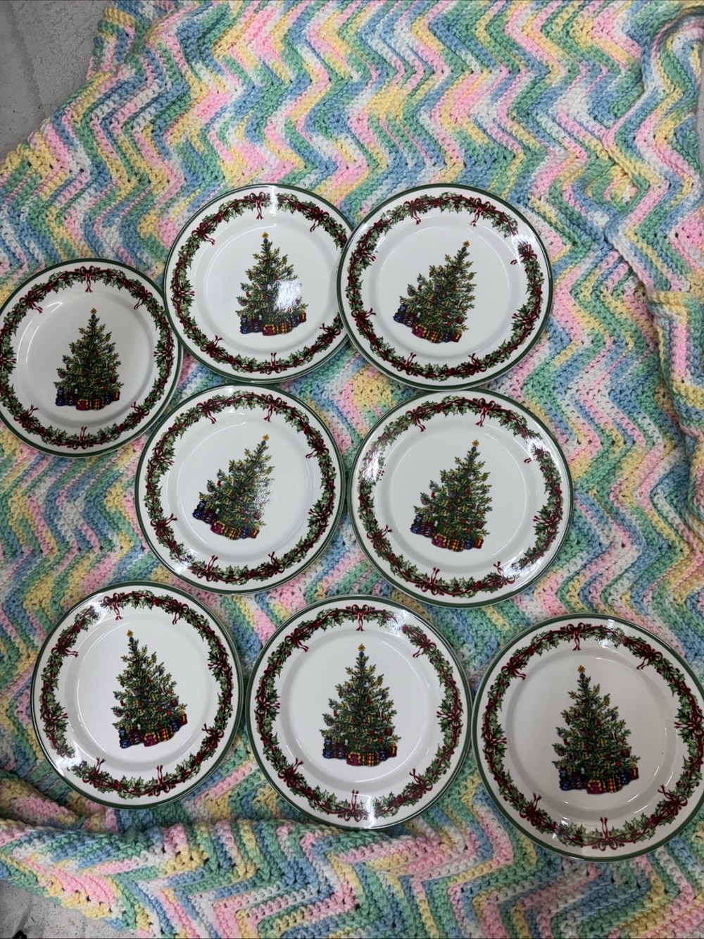 Christopher Radko set of 8 holiday celebrations Christmas tree salad plates